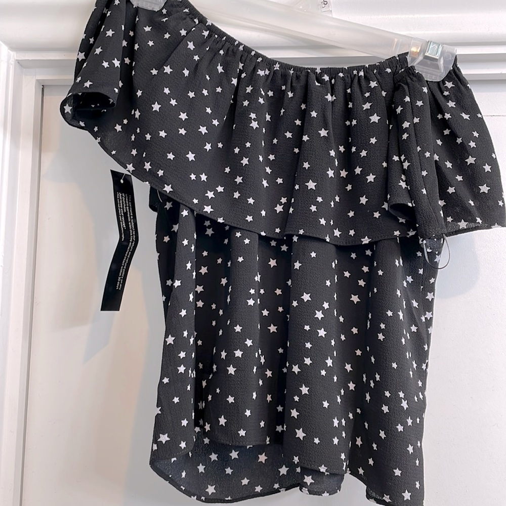NWT Wyldr Off Shoulder Star Top S